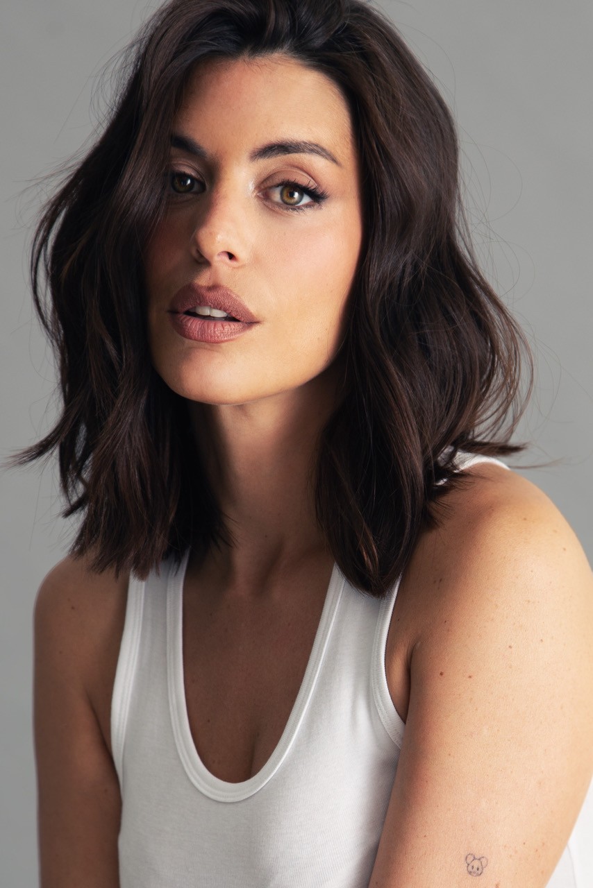 Foto de Dulceida, colaboradora especial del festival de cortometrajes OUIGO Orgullo 2026